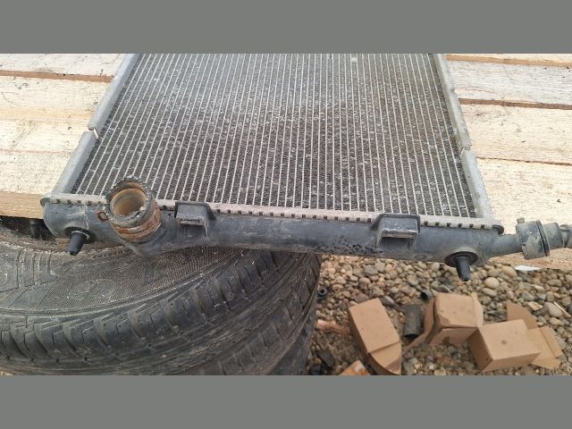 bontott PEUGEOT 207 Vízhűtő Radiátor (Klímás)