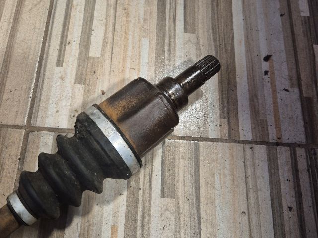 bontott PEUGEOT 207 Bal Féltengely