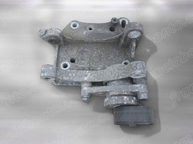 bontott PEUGEOT 207 Generátor Tartó Bak