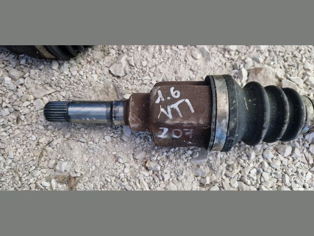 bontott PEUGEOT 207 Jobb Féltengely