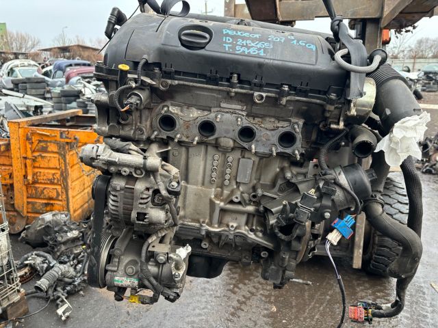 bontott PEUGEOT 207 Komplett Motor (Segédberendezésekkel)