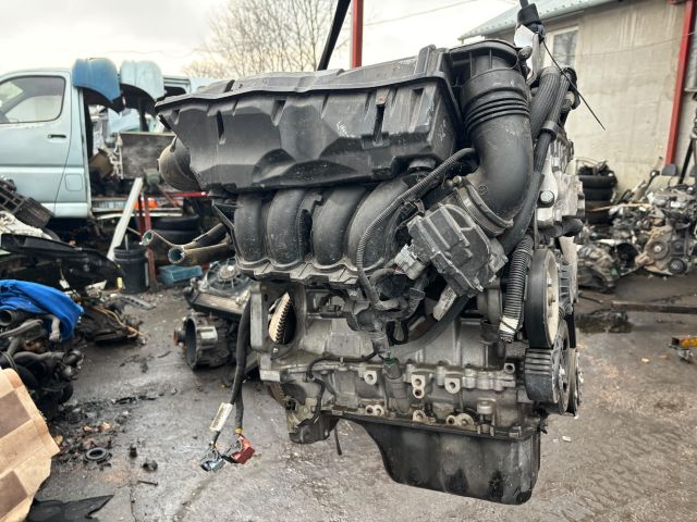 bontott PEUGEOT 207 Komplett Motor (Segédberendezésekkel)
