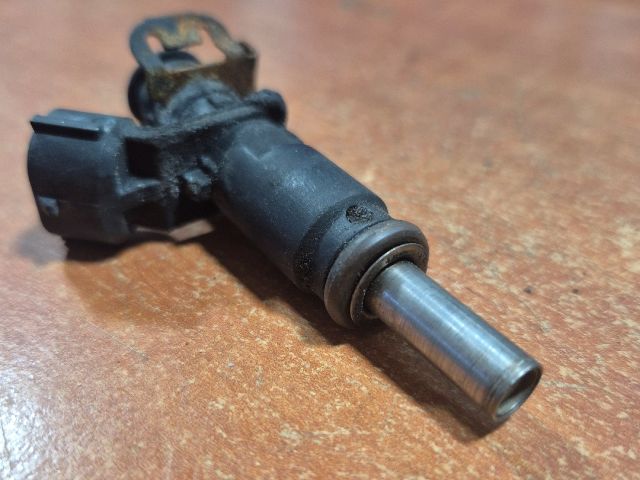 bontott PEUGEOT 207 Porlasztó (1 db)