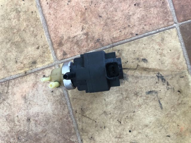 bontott PEUGEOT 207 Turbó Vákum Szelep