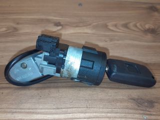 bontott PEUGEOT 207 Gyújtáskapcsoló