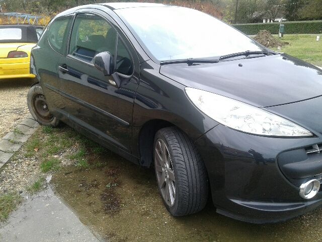 bontott PEUGEOT 207 Jobb Féltengely