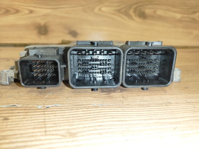 bontott PEUGEOT 207 Motorvezérlő