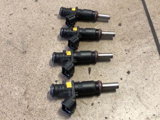 bontott PEUGEOT 207 Porlasztó Sor / Híd