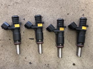 bontott PEUGEOT 207 Porlasztó Sor / Híd