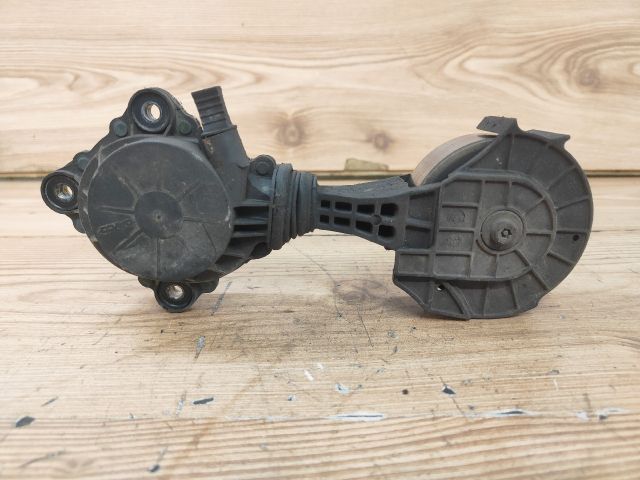 bontott PEUGEOT 207 Szíjfeszítő Görgő