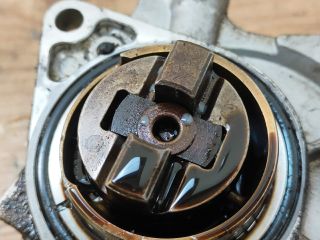 bontott PEUGEOT 207 Vákumpumpa