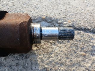 bontott PEUGEOT 207 Bal Féltengely