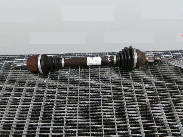 bontott PEUGEOT 207 Bal Féltengely