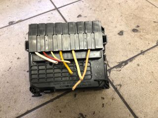 bontott PEUGEOT 207 Biztosítéktábla Motortér