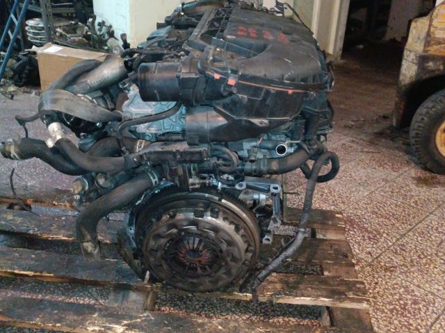 bontott PEUGEOT 207 Dugattyú és Hajtókar