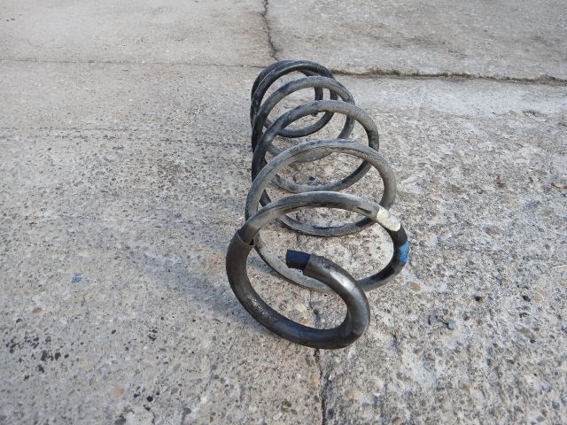 bontott PEUGEOT 207 Első Rugó