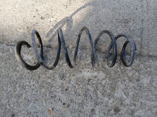 bontott PEUGEOT 207 Első Rugó