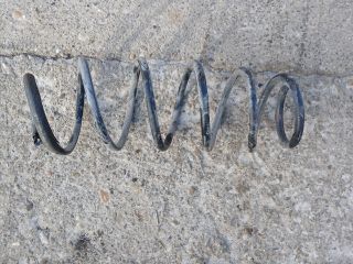 bontott PEUGEOT 207 Első Rugó