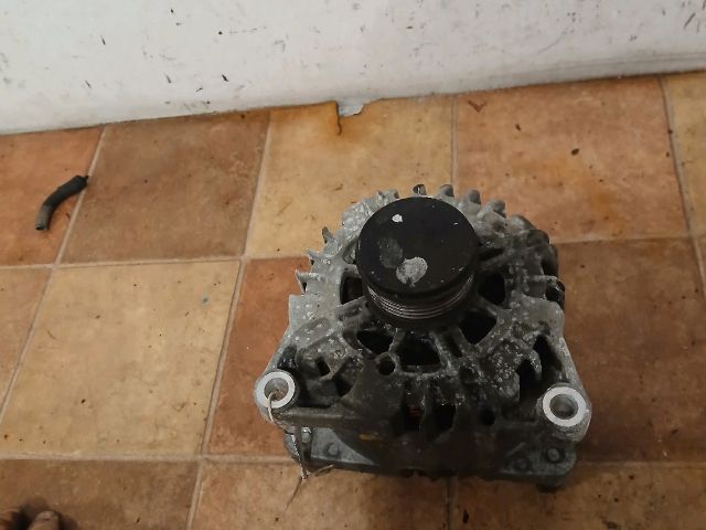 bontott PEUGEOT 207 Generátor