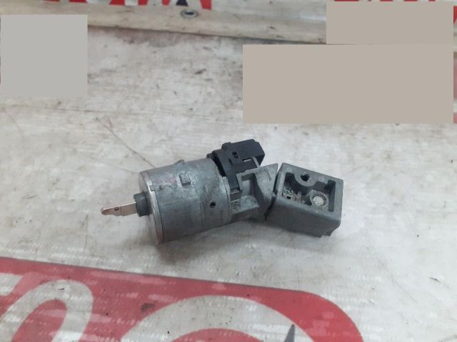 bontott PEUGEOT 207 Gyújtáskapcsoló