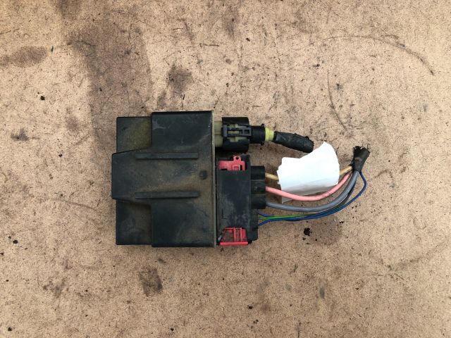 bontott PEUGEOT 207 Hűtőventilátor Relé