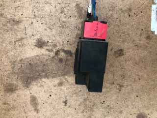 bontott PEUGEOT 207 Hűtőventilátor Relé