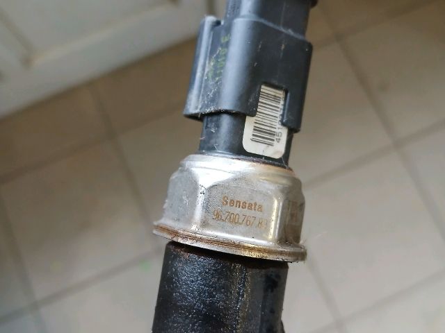 bontott PEUGEOT 207 Közösnyomócső