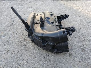 bontott PEUGEOT 207 Légszűrő Ház