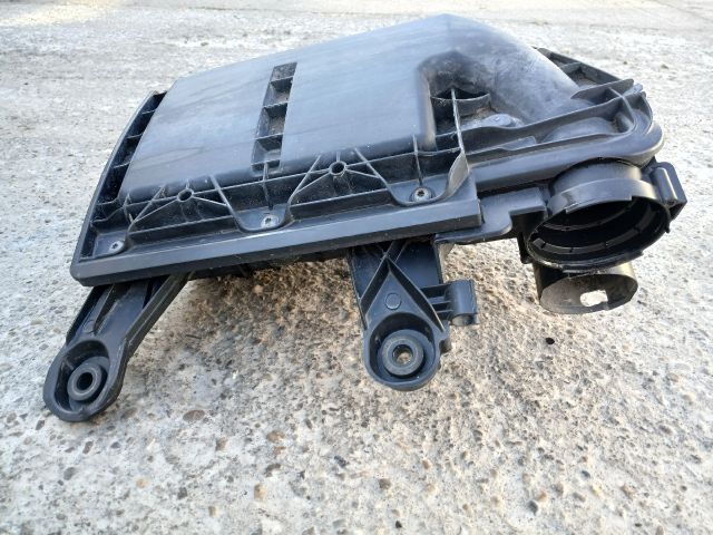 bontott PEUGEOT 207 Légszűrő Ház