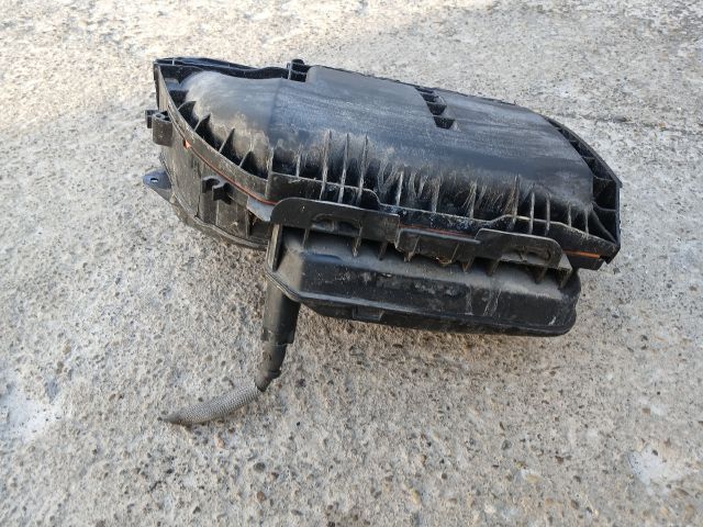 bontott PEUGEOT 207 Légszűrő Ház