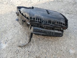 bontott PEUGEOT 207 Légszűrő Ház