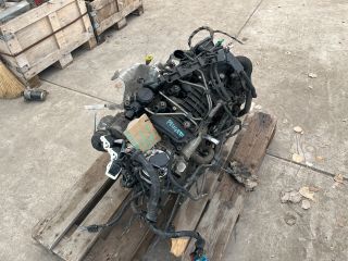 bontott PEUGEOT 207 Motor (Fűzött blokk hengerfejjel)