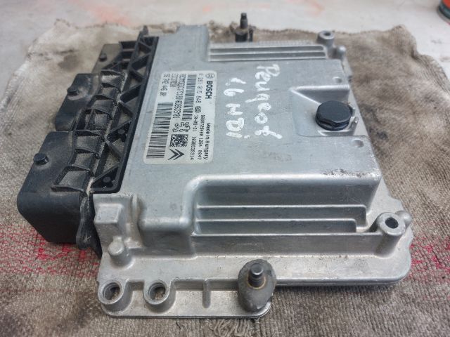 bontott PEUGEOT 207 Motorvezérlő