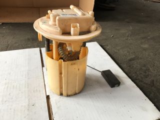 bontott PEUGEOT 207 Üzemanyag Szivattyú