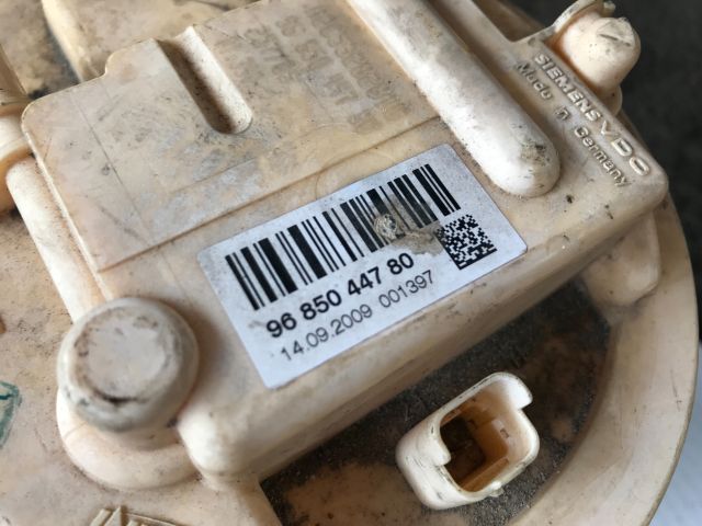 bontott PEUGEOT 207 Üzemanyag Szivattyú