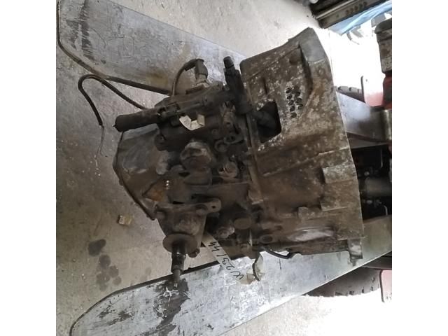 bontott PEUGEOT 207 Váltó (Mechanikus)