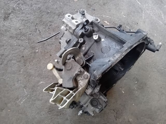 bontott PEUGEOT 207 Váltó (Mechanikus)