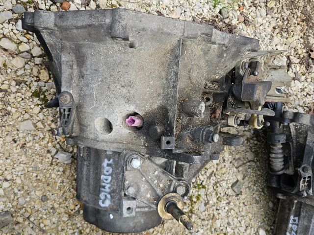 bontott PEUGEOT 207 Váltó (Mechanikus)
