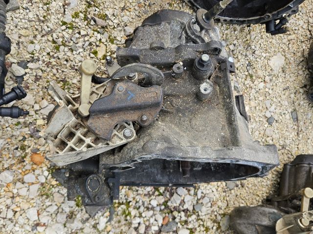 bontott PEUGEOT 207 Váltó (Mechanikus)