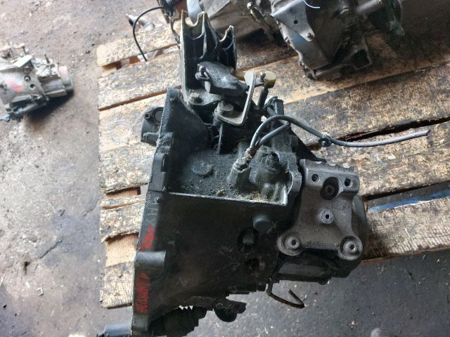 bontott PEUGEOT 207 Váltó (Mechanikus)