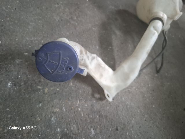 bontott PEUGEOT 207 Ablakmosó Tartály