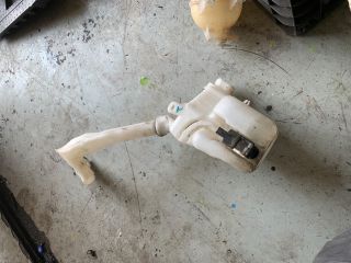 bontott PEUGEOT 207 Ablakmosó Tartály