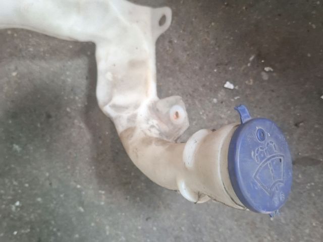 bontott PEUGEOT 207 Ablakmosó Tartály