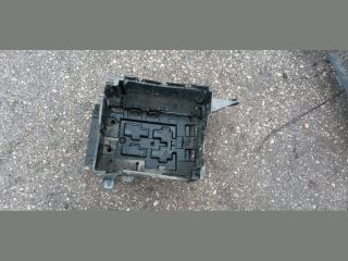 bontott PEUGEOT 207 Akkumulátor Tartó