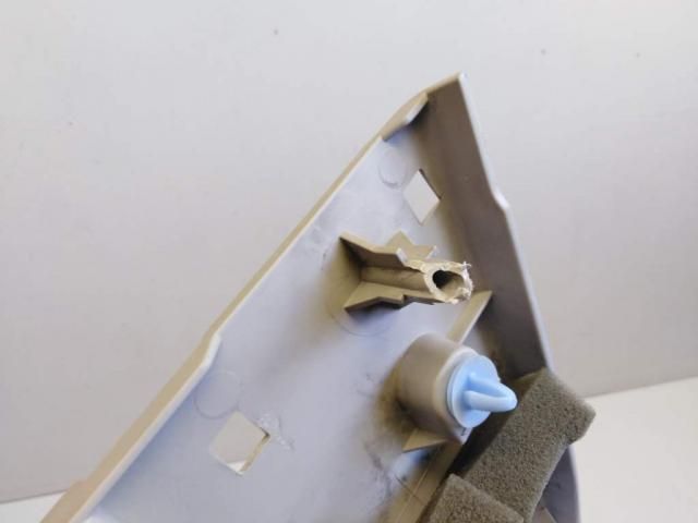 bontott PEUGEOT 207 Bal C Oszlop Burkolat