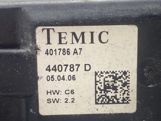 bontott PEUGEOT 207 Bal első Ablakemelő Motor