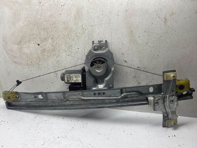 bontott PEUGEOT 207 Bal első Ablakemelő Motor