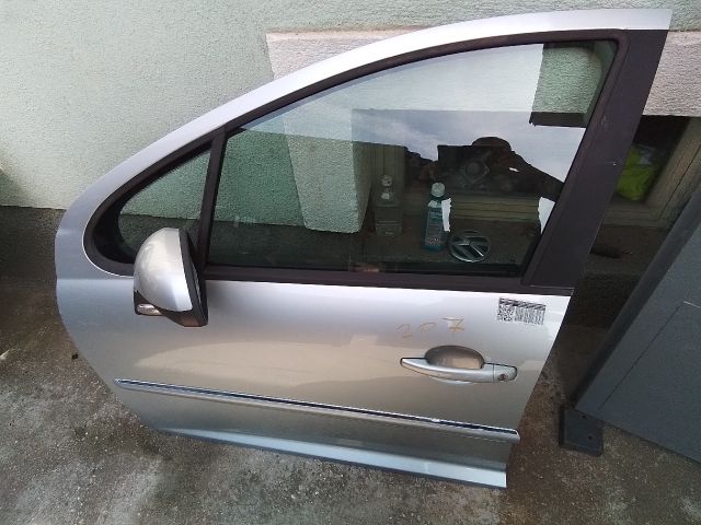 bontott PEUGEOT 207 Bal első Ajtó (Részeivel)