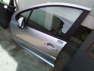 bontott PEUGEOT 207 Bal első Ajtó (Részeivel)