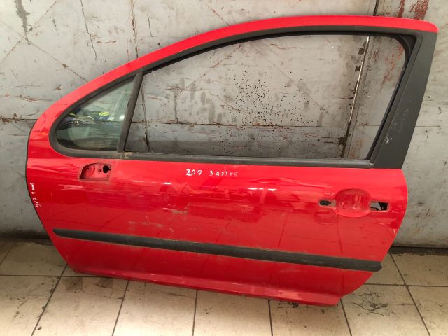 bontott PEUGEOT 207 Bal első Ajtó (Üres lemez)